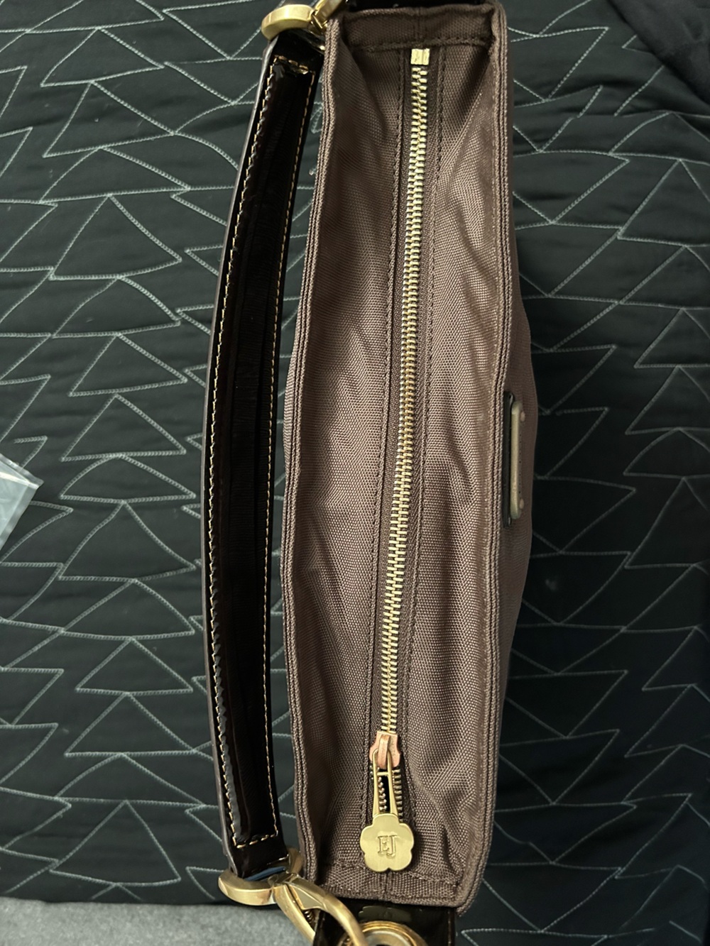 EUC Eric Javits New York Chocolate Brown Pleated Shoulder Bag with Gold Accents - Picture 9 of 14